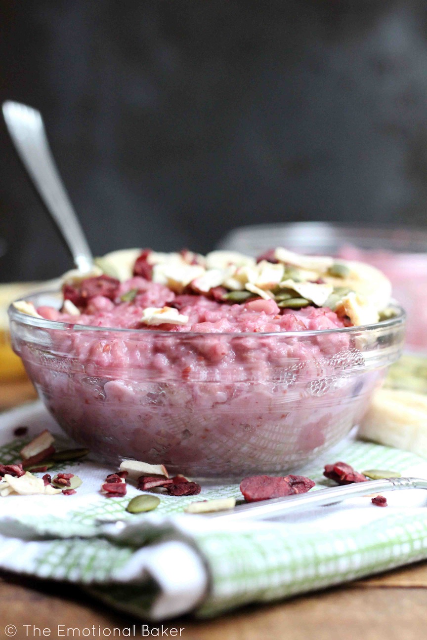 Wake up with a healthy bowl of cranberry oatmeal packed with antioxidants, potassium and fiber.